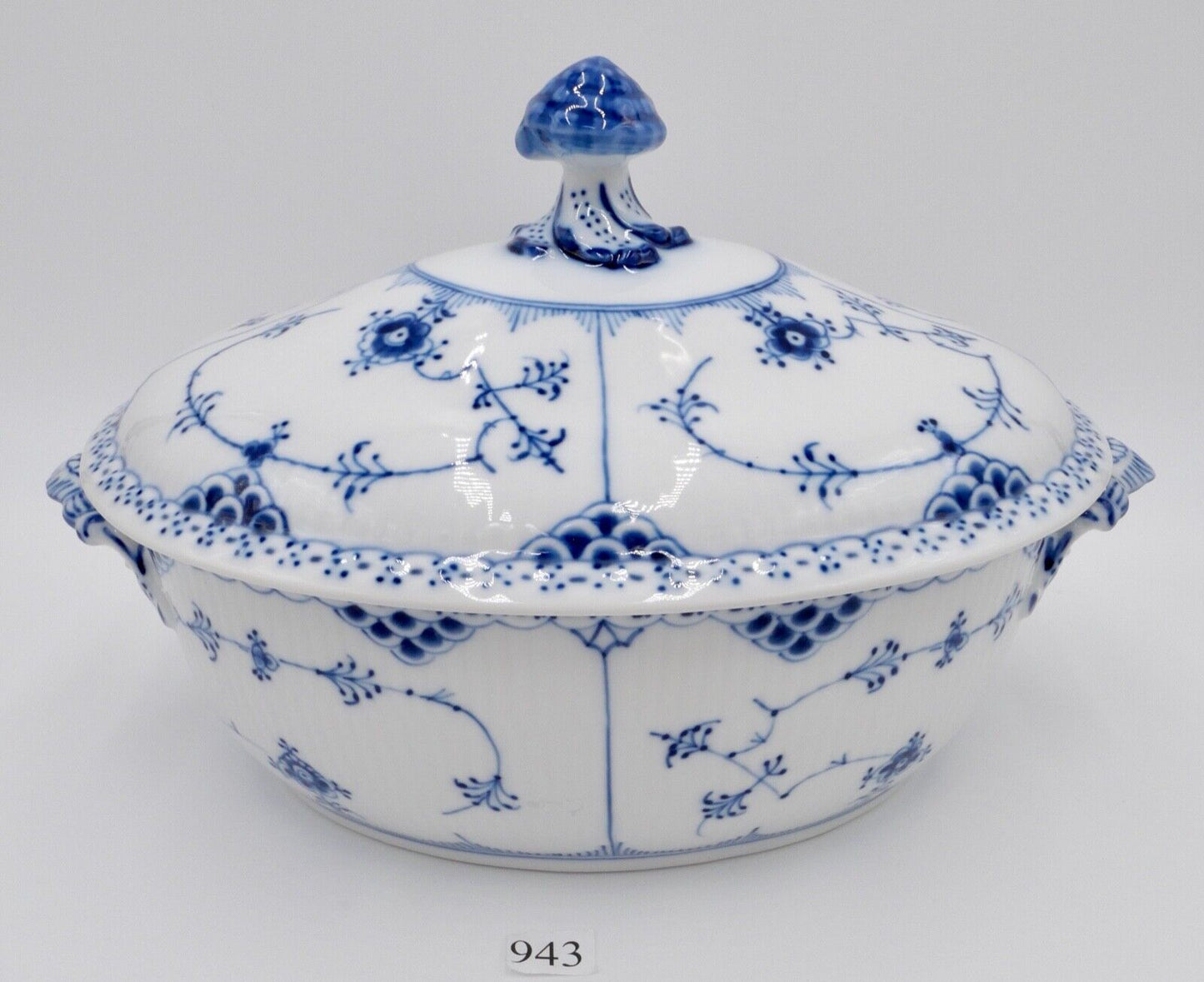 Royal Copenhagen 1. Wahl Suppenterrine Nr. 595-1109 Musselmalet halbspitze - Antikhandel-Stuttgart