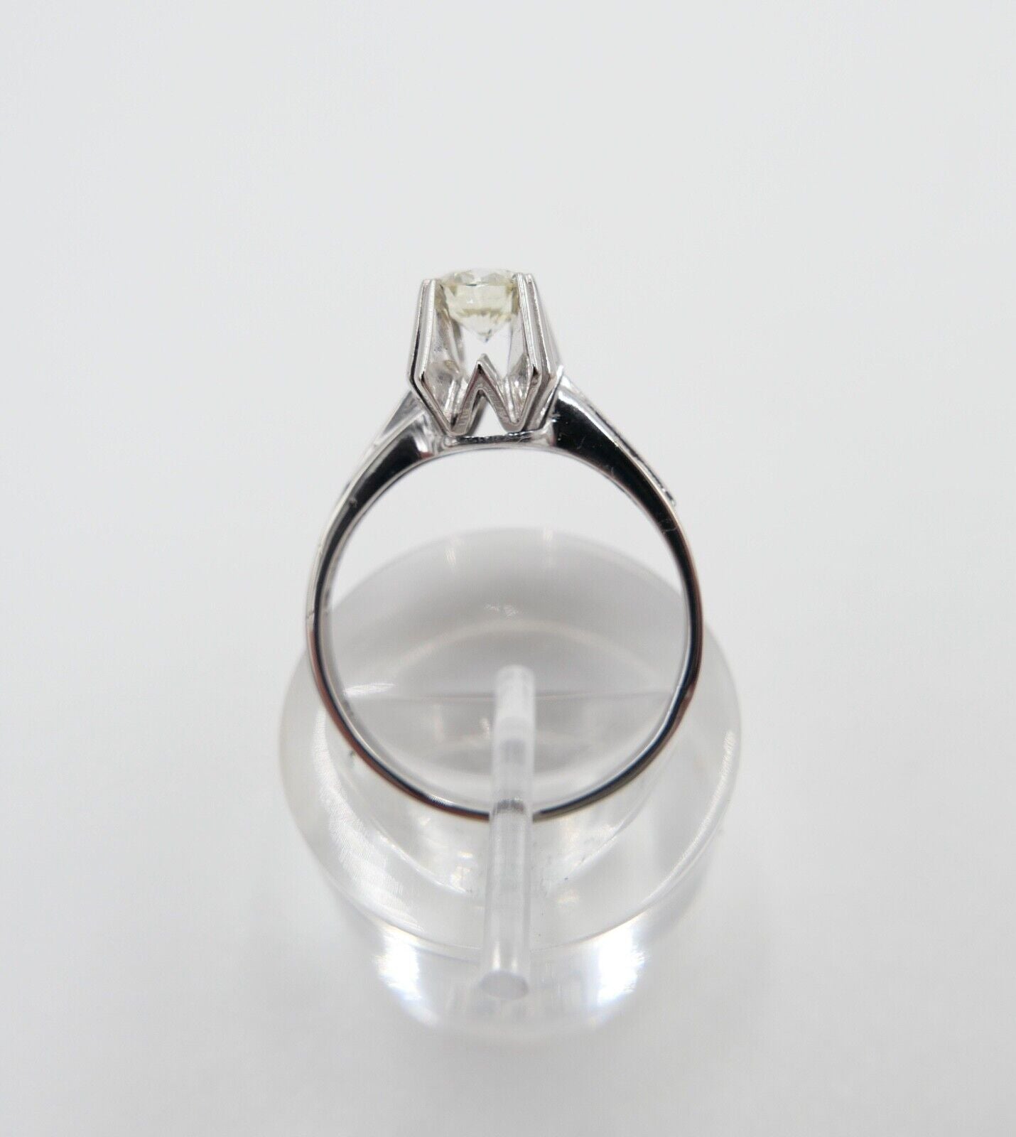 Alter Solitär Weißgold Ring 585 14K mit Brillant 0,61 Ct Gr.56 VVS - Antikhandel-Stuttgart