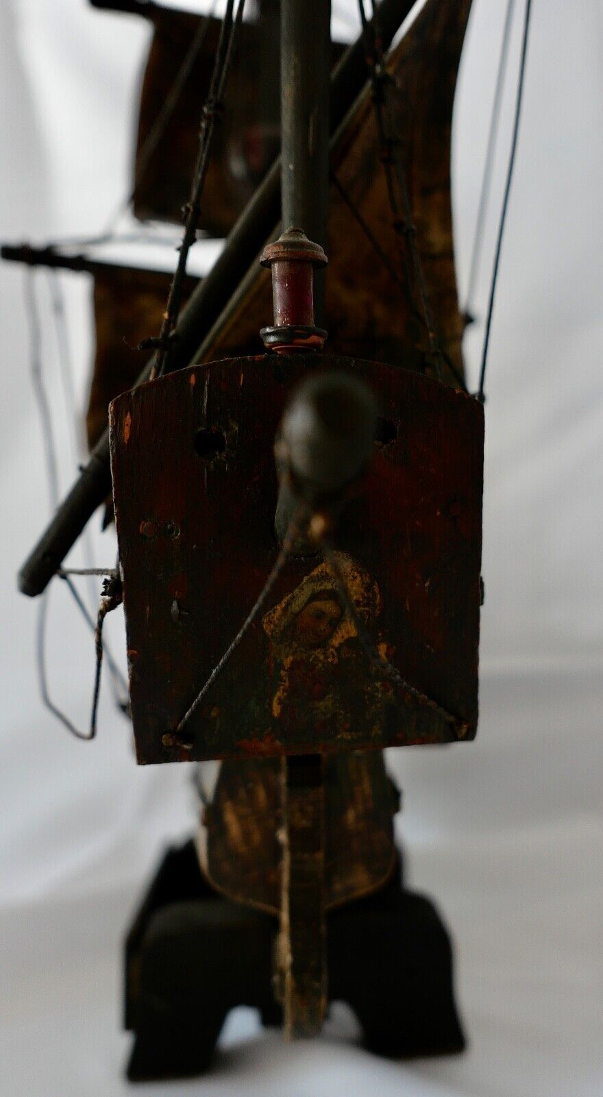 altes Holz Segelschiff Schiffsmodell " Santa Maria " Christoph Columbus 41x43 cm - Antikhandel-Stuttgart