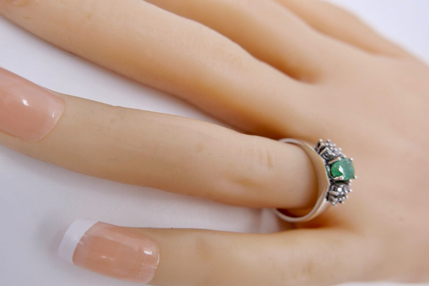 Weißgold Damen Ring mit Diamant / Brillant & Smaragd 585 14K Gr. 55 1,03 Ct - Antikhandel-Stuttgart