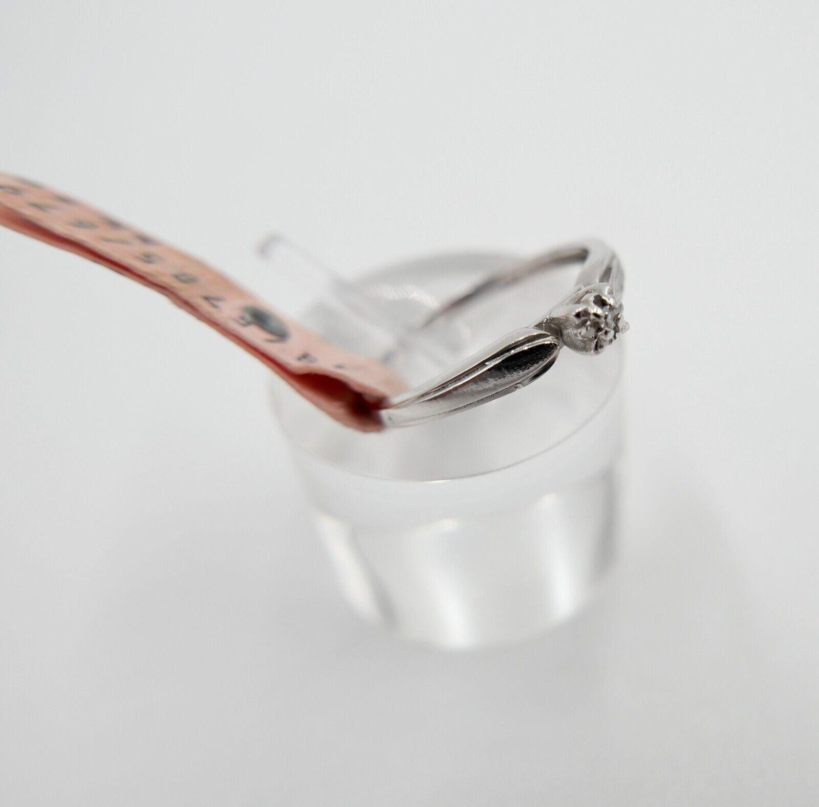 -- NEU -- 90er Jahre Solitär Ring Weißgold Gold 333 8K Brillant 0,01 Ct Gr. 51 - Antikhandel-Stuttgart