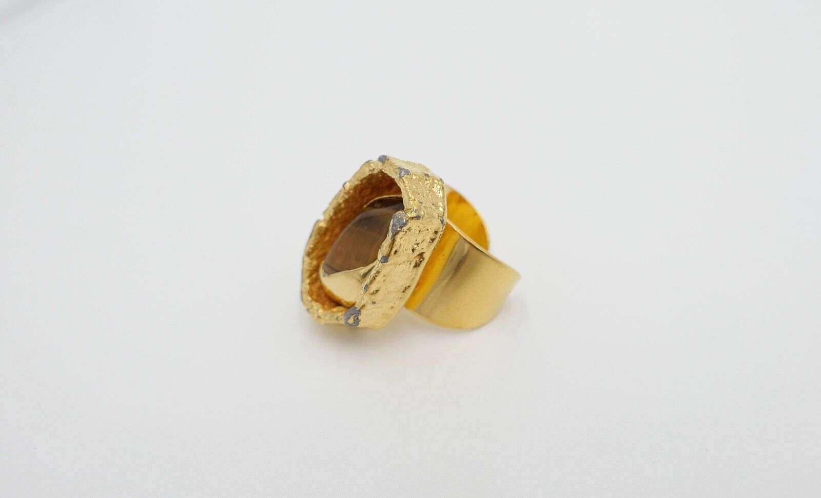 J. Hull - Jacob Hull Ring vergoldet mit Tigerauge - Antikhandel-Stuttgart