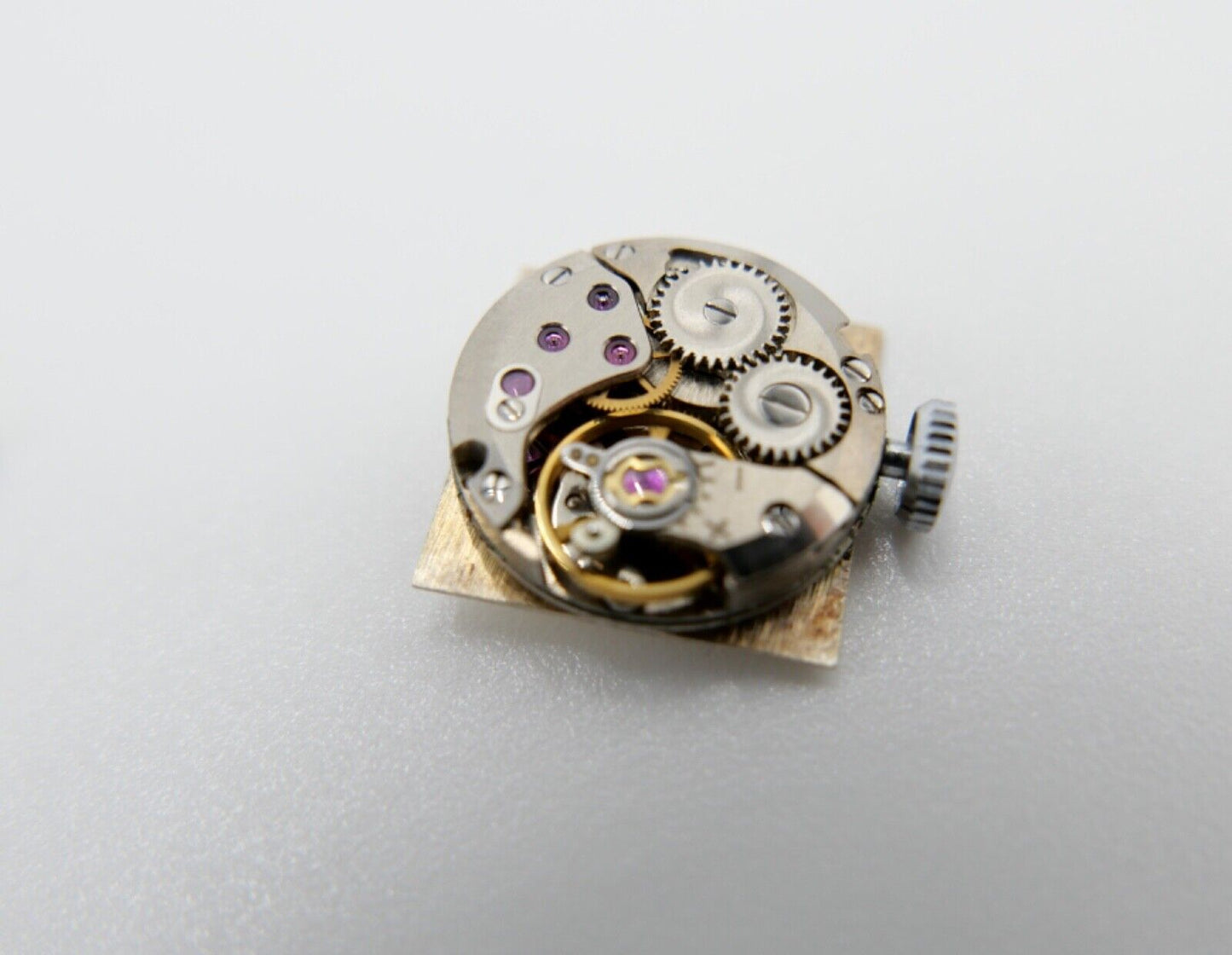 Elegante LAYKA Weißgold Damenuhr 1,32 Ctw mit 24 Brillanten 585 14K - Antikhandel-Stuttgart