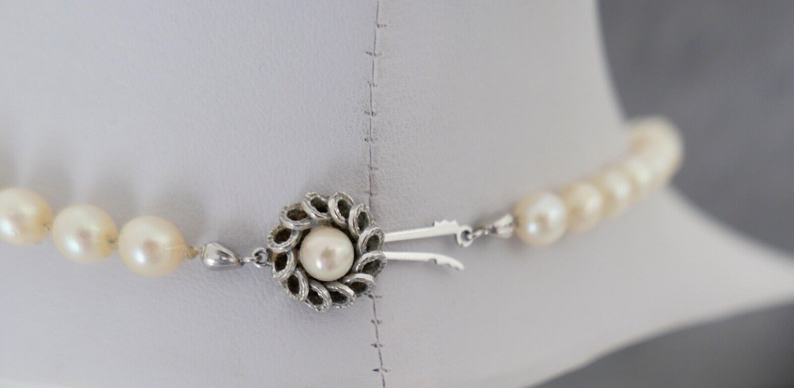 Perlenkette Verschluss Weiß/Gelb Gold 585/14K pearl Ø 6.5 mm Necklace 58 cm - Antikhandel-Stuttgart