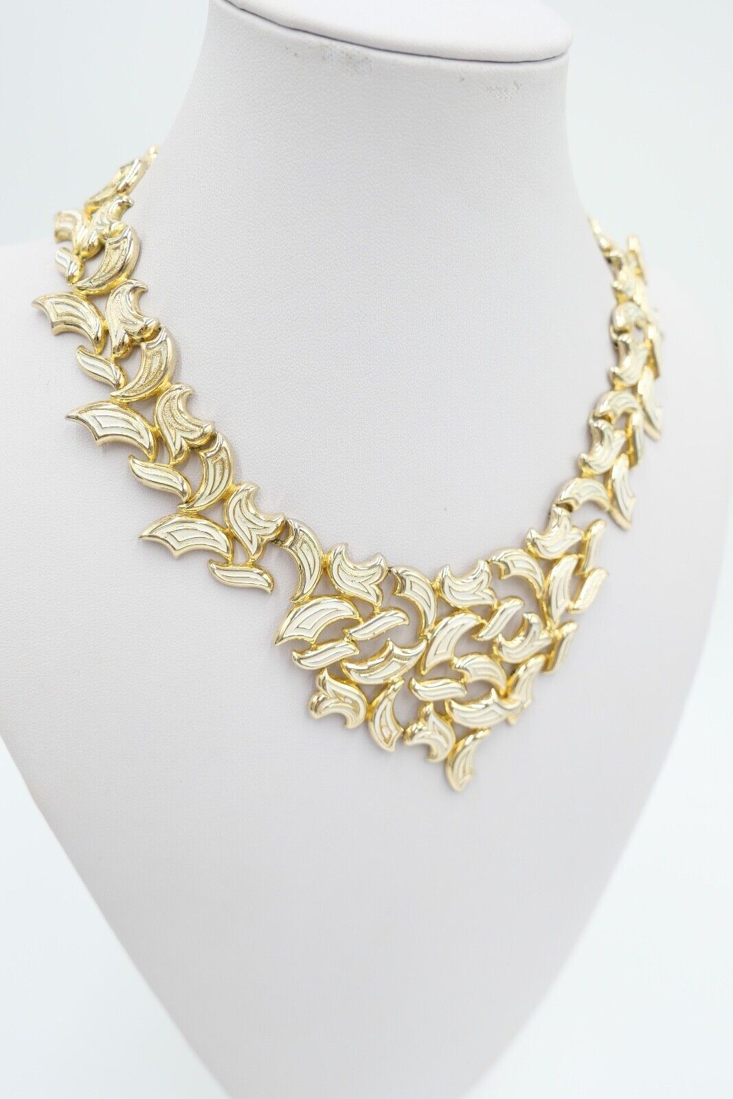 70er Jahre GROSSE Germany Collier vergoldet mit Emaille - Antikhandel-Stuttgart