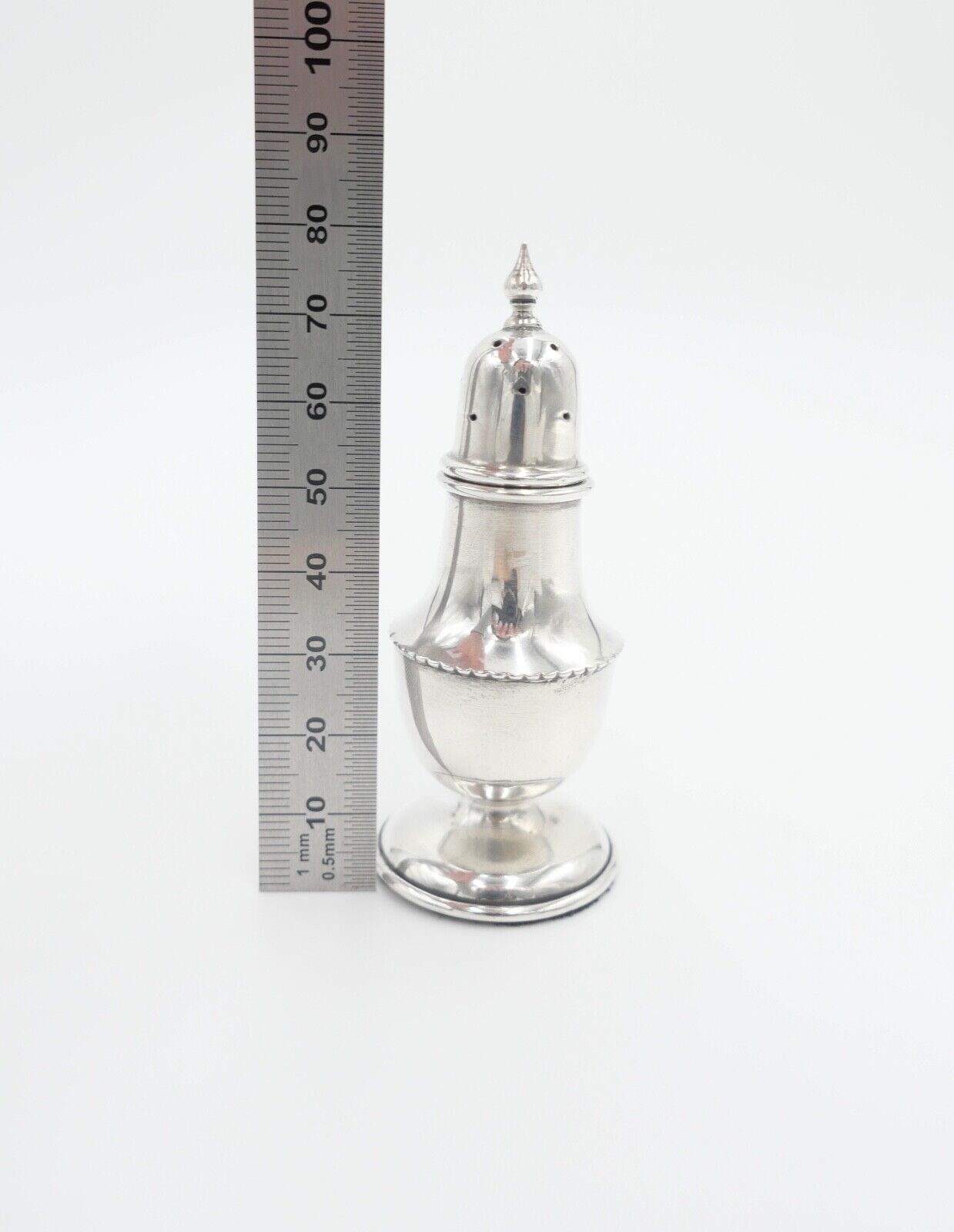 Alexander Clark A.C. Salzstreuer 925 Silber Pickelhelm Sheffield England - Antikhandel-Stuttgart