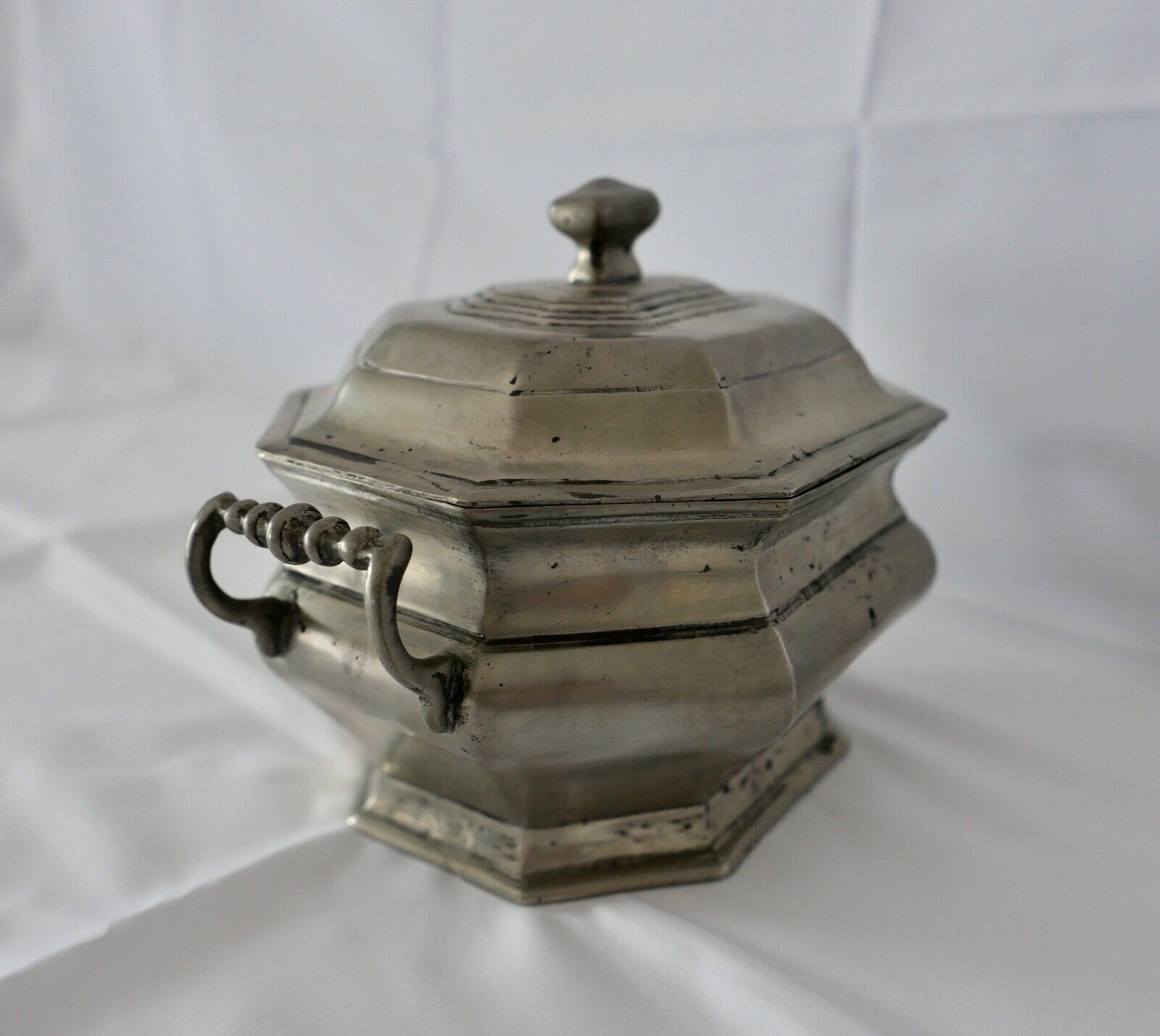 ART DECO 1930er antike ZINN Sandguss Deckelschale Gefäß Schale Deckel Obstschale - Antikhandel-Stuttgart