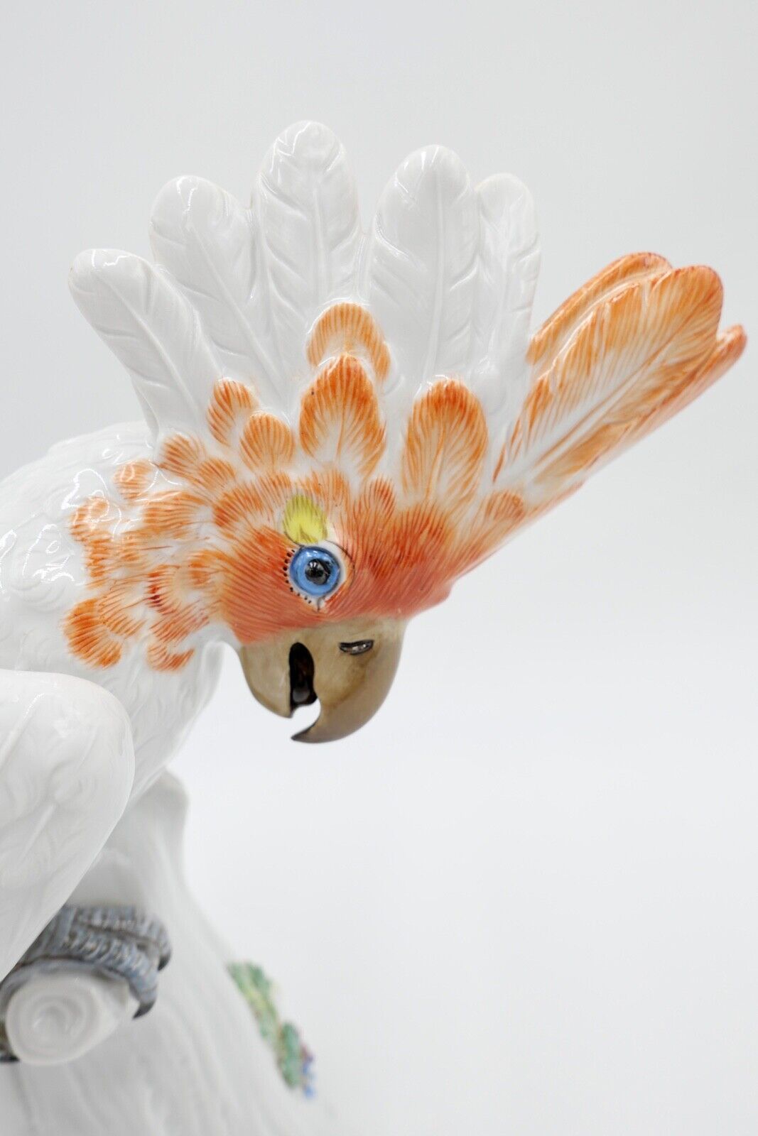 Meissen Porzellanfigur KAKADU Nr. 77034 handbemalt staffiert - Antikhandel-Stuttgart