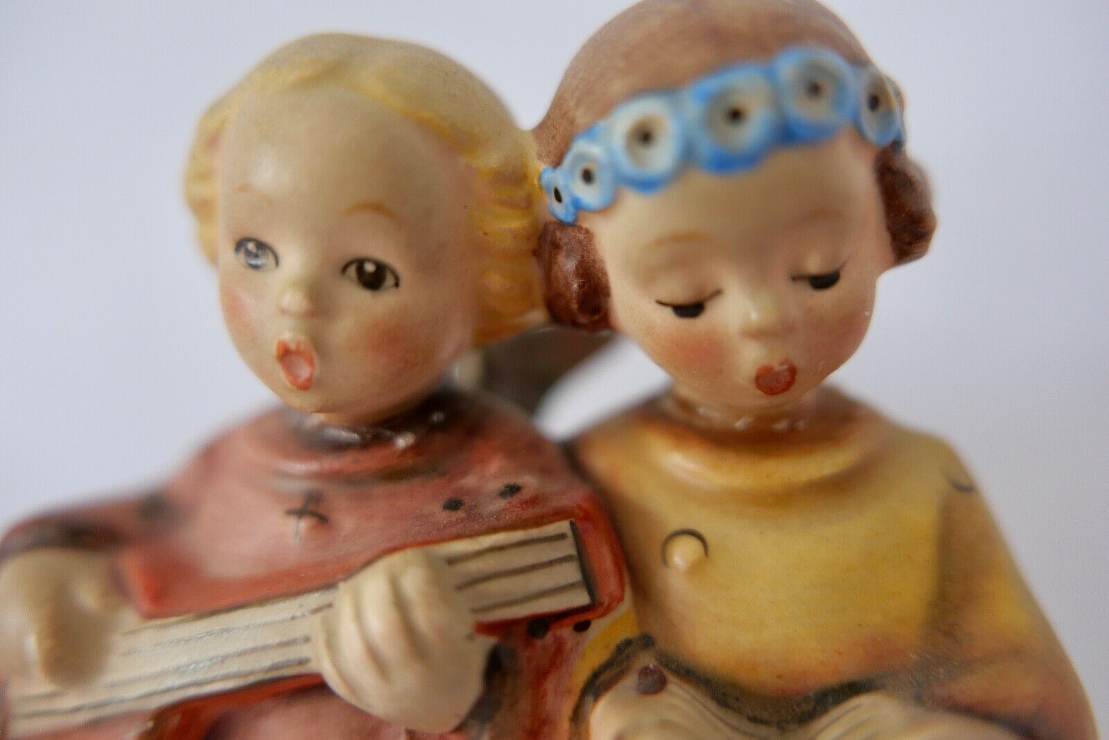 Orig Hummel Figur 144 " Singende Engel " Goebel Porzellan ANGELIC SONG 50-60er - Antikhandel-Stuttgart