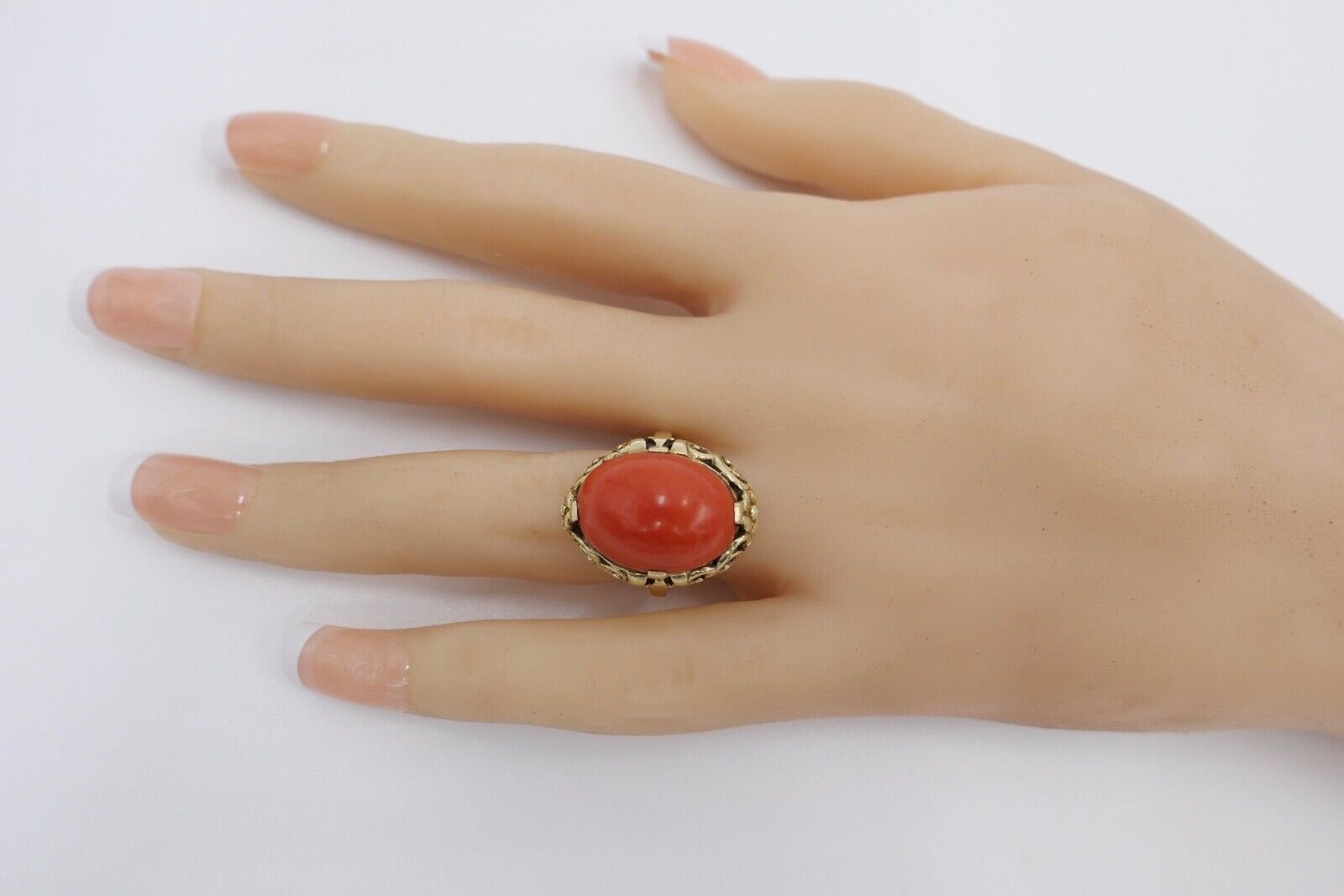 1950er Damenring Gelbgold 585 14K mit Koralle Cabochon Gr. 58 - Antikhandel-Stuttgart