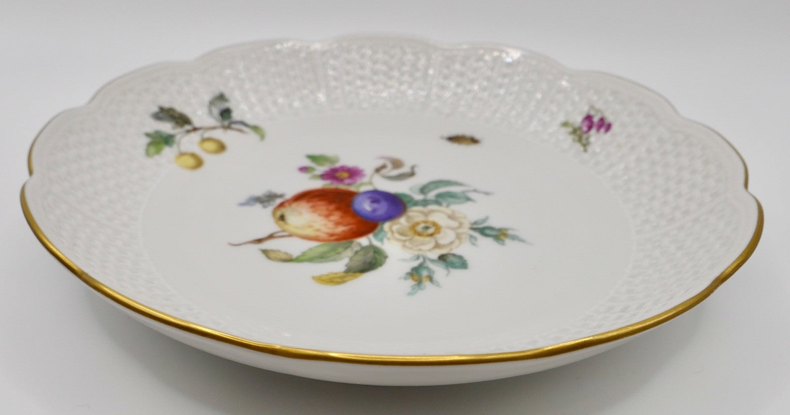 Ludwigsburg Porzellan Schälchen Schale Blumen Obst Dekor 17,5 cm Korbmuster
