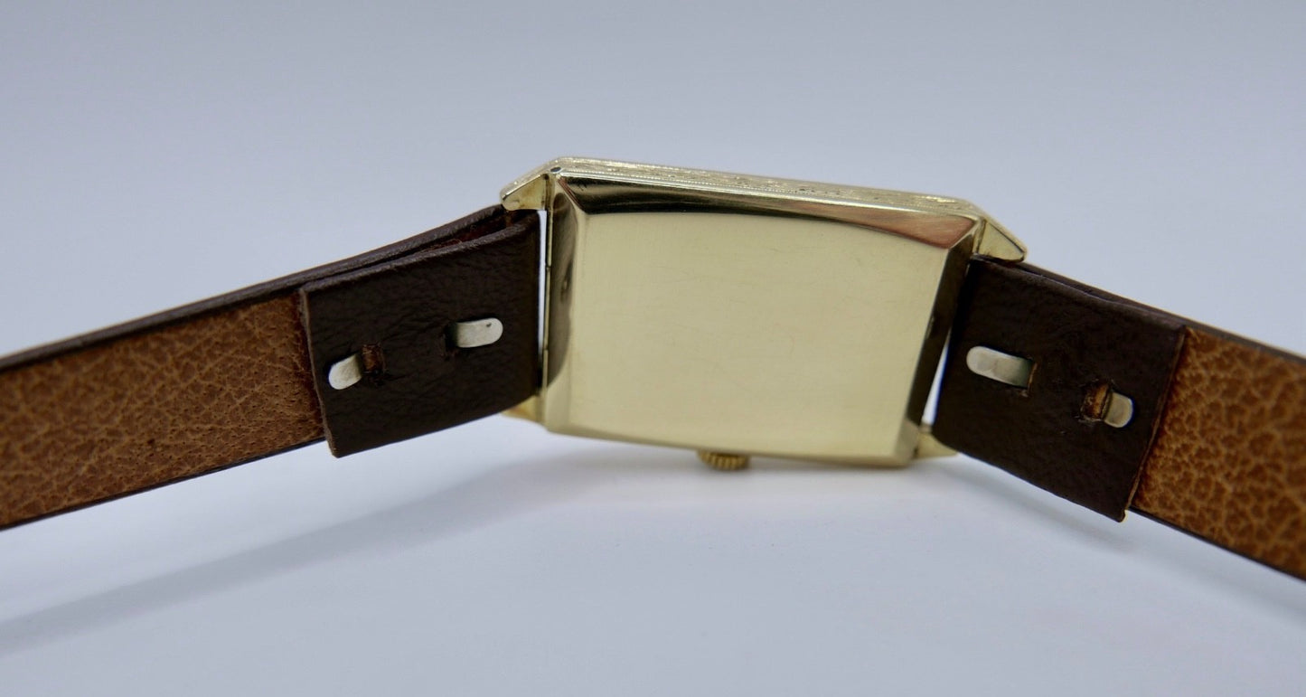 Art Deco 1930er Armbanduhr aus 585  Gelbgold 14K Alpina 863 Herrenuhr