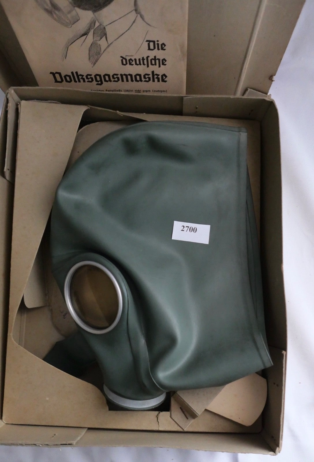 Deutsche Volksgasmaske VM 37 im Original-Karton vollständig