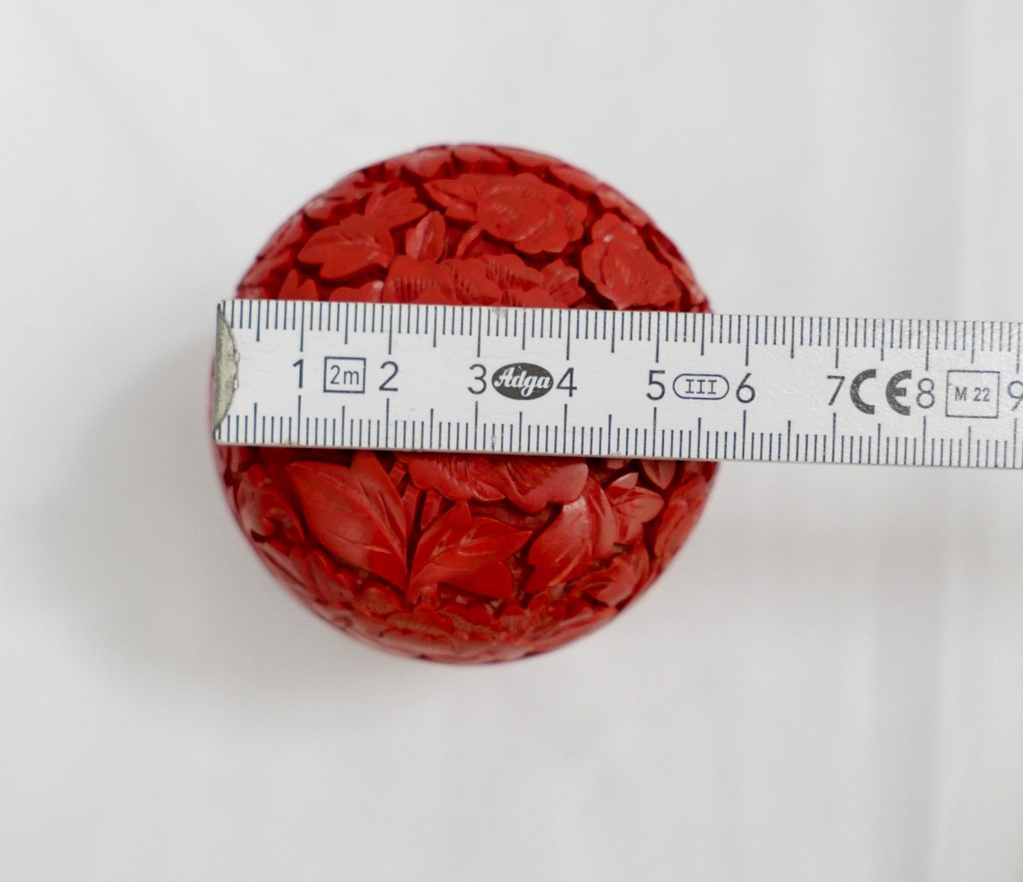 Zinnober-Lackdose Carved Red Cinnabar China geschnitzt Deckeldose