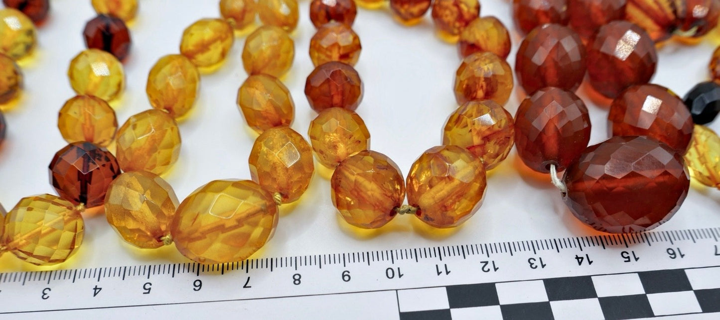 Konvolut Bernstein Ketten Bernsteinkette Königsberger Schliff 9 Stück 328 Gramm