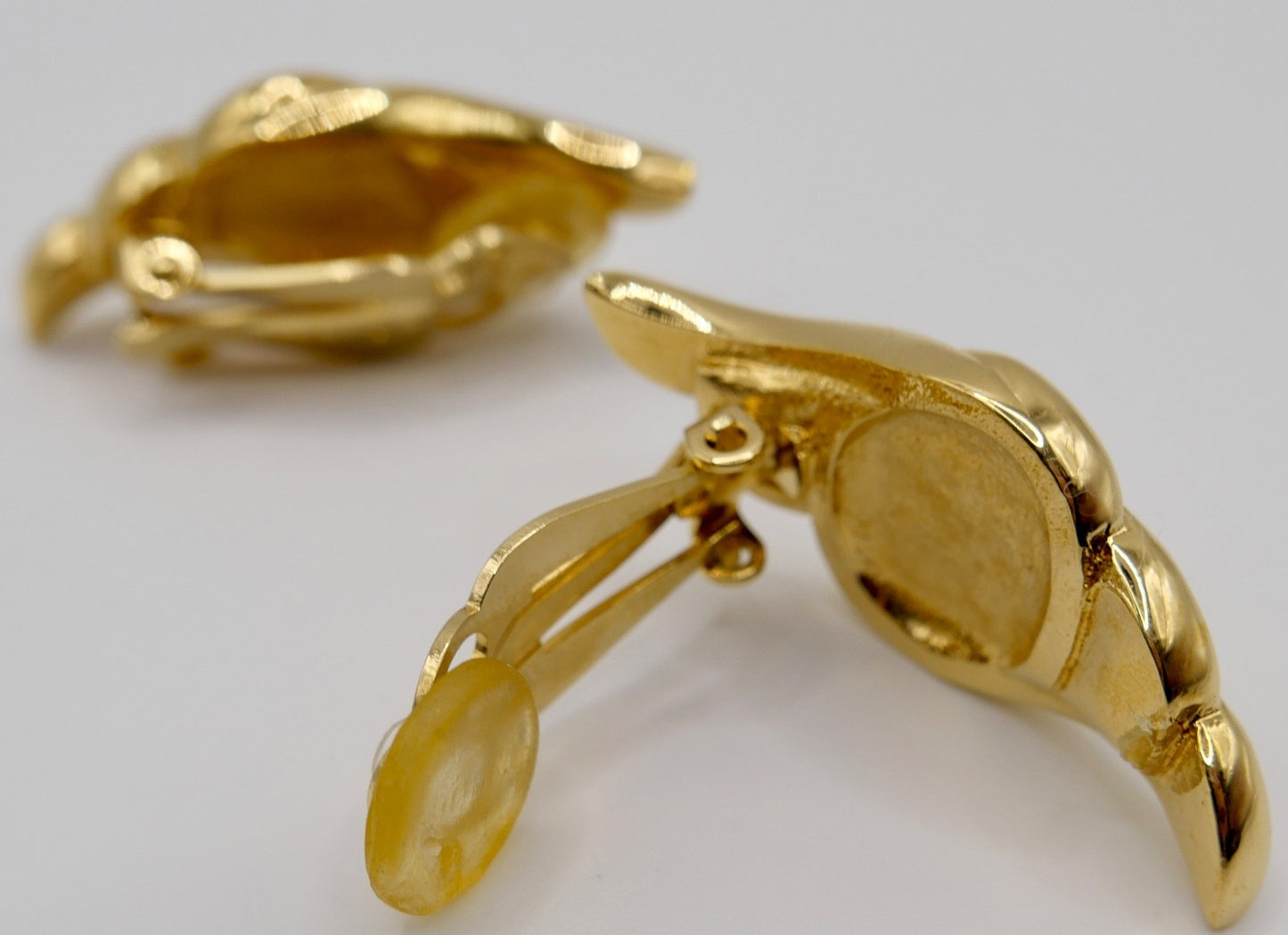 twist flame Nina Ricci 80er Jahre Ohrclips Ohrringe vergoldet