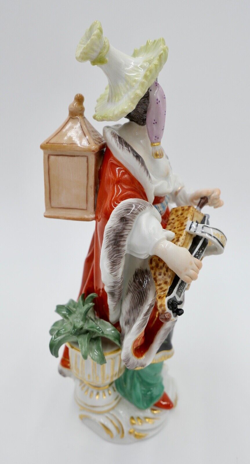 Meissen Figur 1. Wahl 17,5 cm Malabarin mit Drehleier  67036 1576