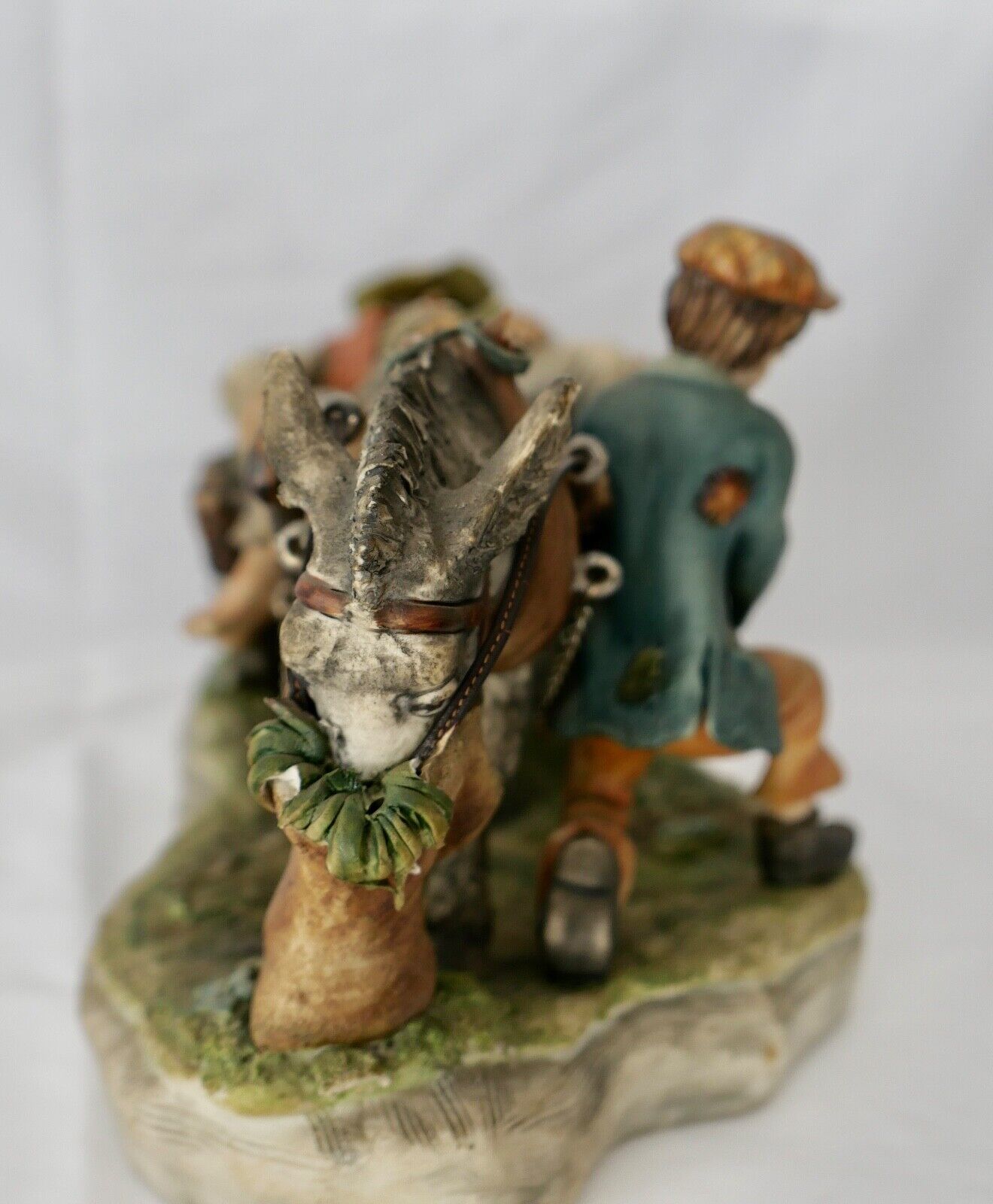 GROßE SCHWERE CAPODIMONTE Porzellan Gruppe Figur " Giacomo Featti " 37 cm 4,1 KG