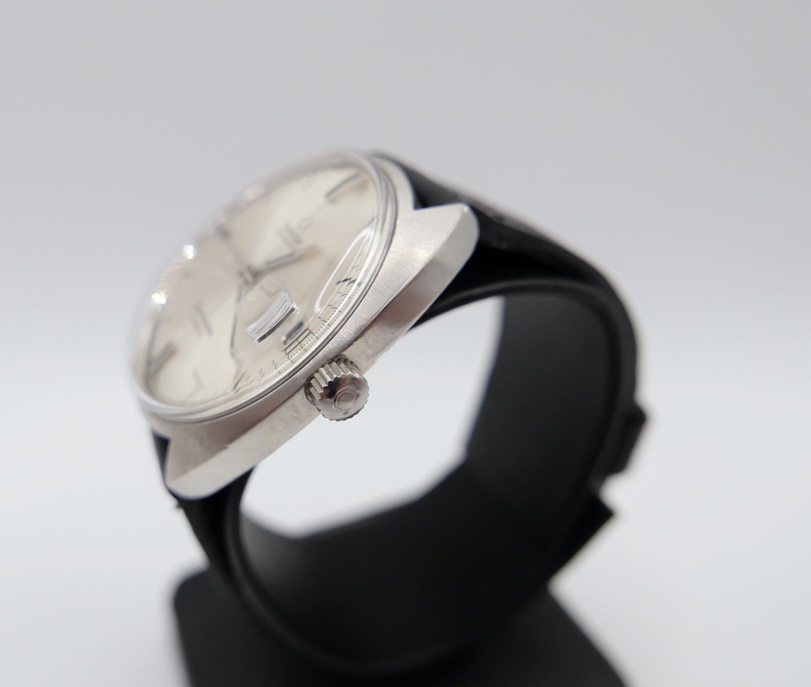 Omega Seamaster Cosmic Automatik Herrenarmbanduhr Ref. 166.026 Tool 107 Vintage