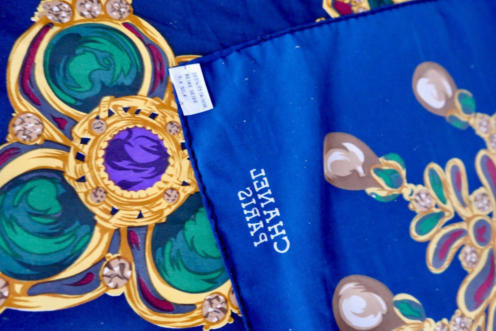 Vintage Chanel Halstuch Tuch Schal Seidenschal 80er  90er Jahre NEUwertig