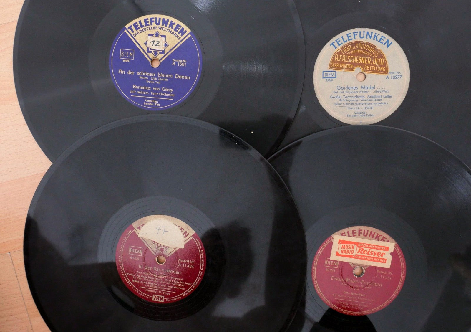 Konvolut Schellackplatten 105 Stk Schlager Operette Weihnacht 25 cm 10" Polydor