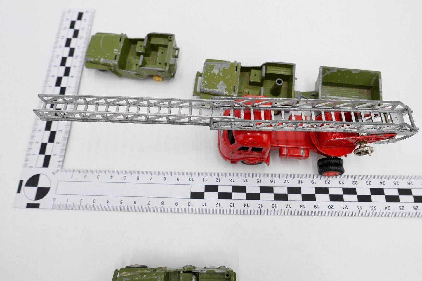 Posten 4 Stück Gama Toys Modellautos Feuerwehr 710 904-5-6 Jeep Militär