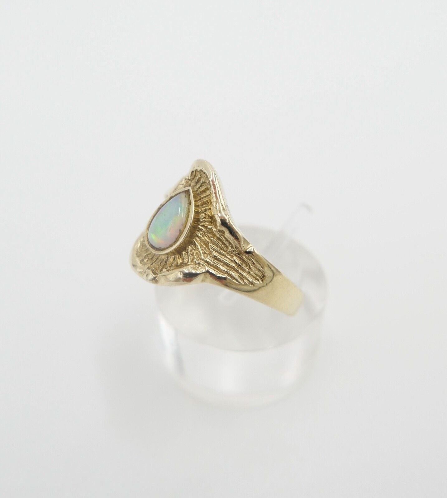 80er Jahre Damenring mit Opal Tropfenform Ring Gold 333 / 8K Gr. 59