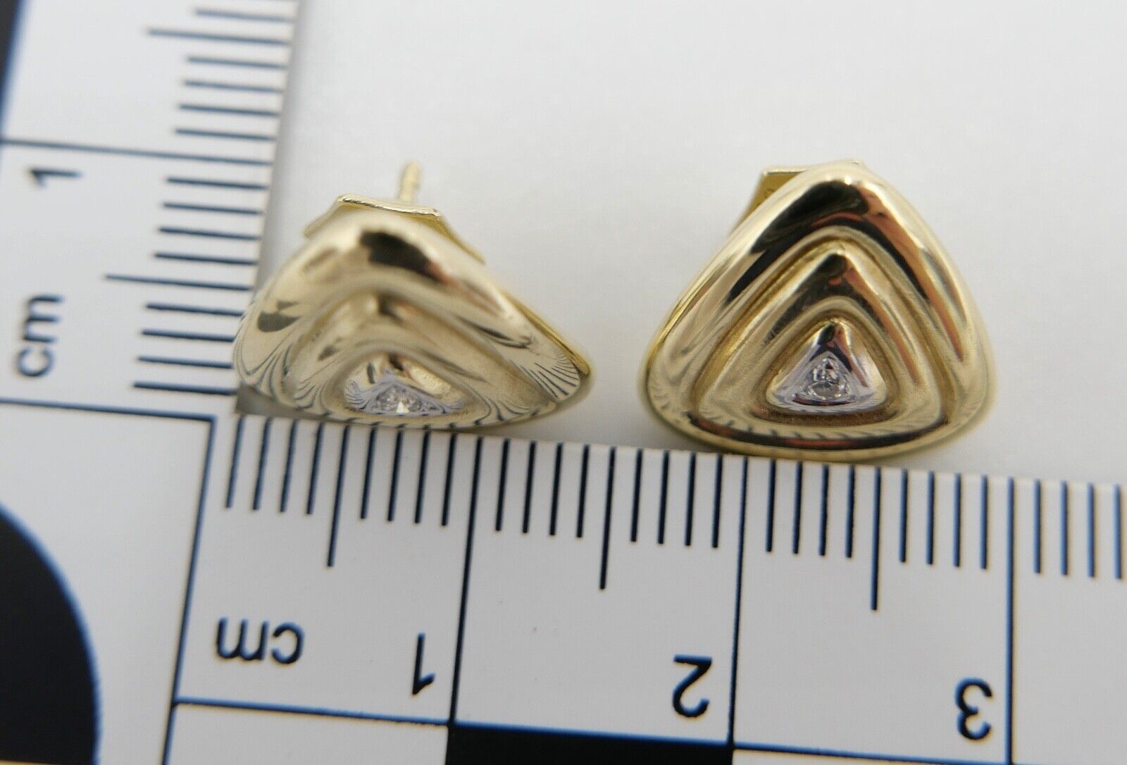 80er Pyramiden / Dreieck Ohrringe Ohrstecker in 585 / 14K Gold mit Brillanten