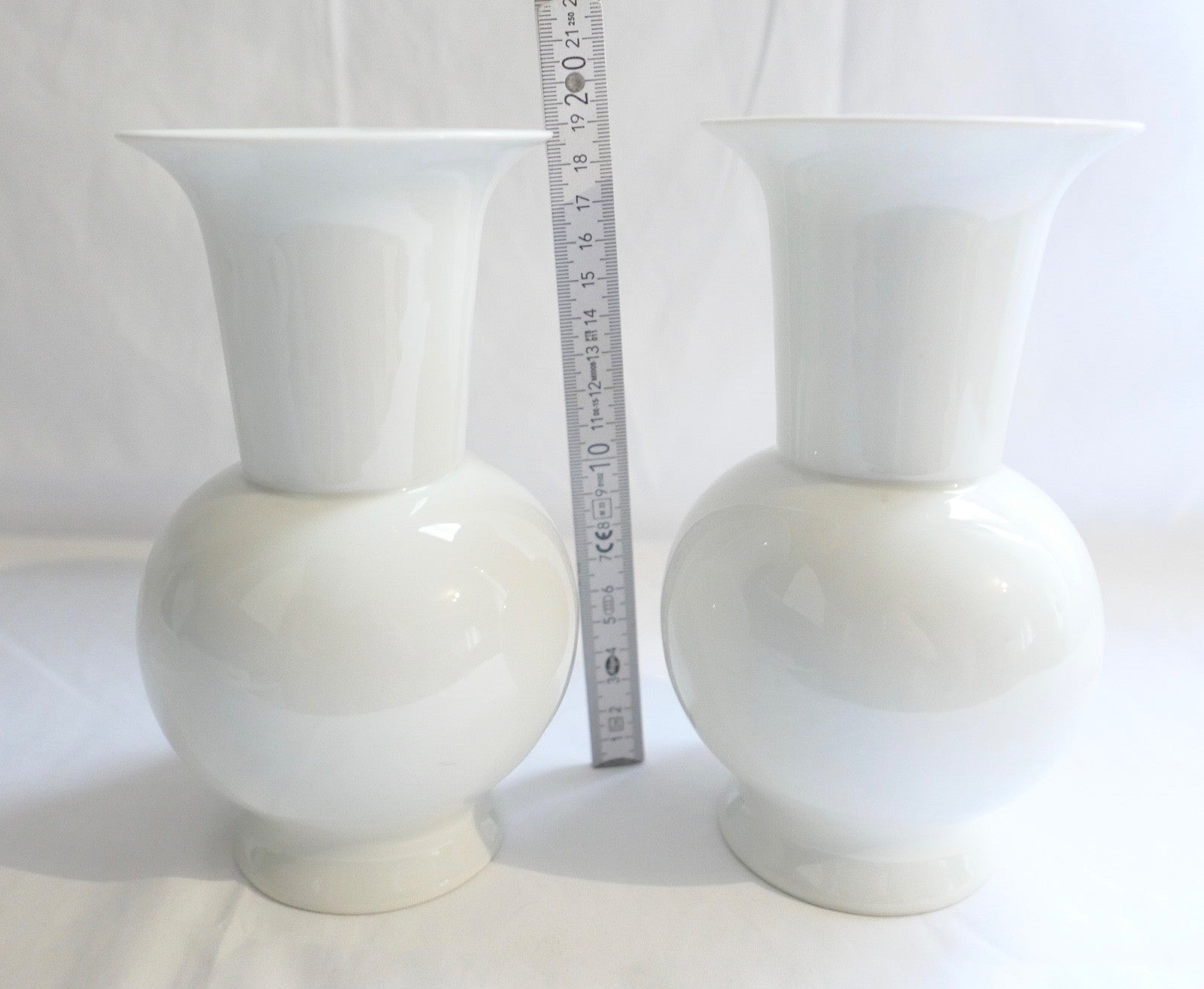 3x Ludwigsburg Porzellan Vasen Vase in weiß