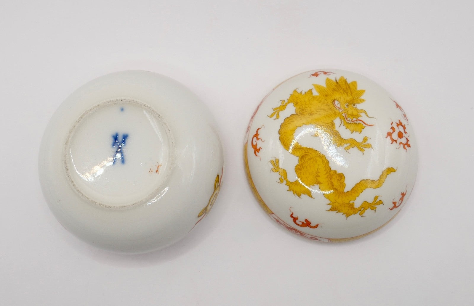 Meissen Deckeldose Zuckerdose reicher gelber Drache Goldrand