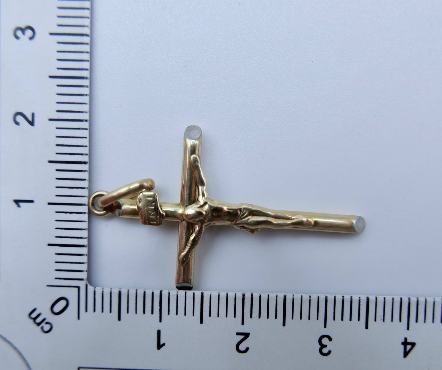 1980er Religiöser Kreuz Kruzifix Anhänger Gold 750 18K Jesus Christus AR Italien