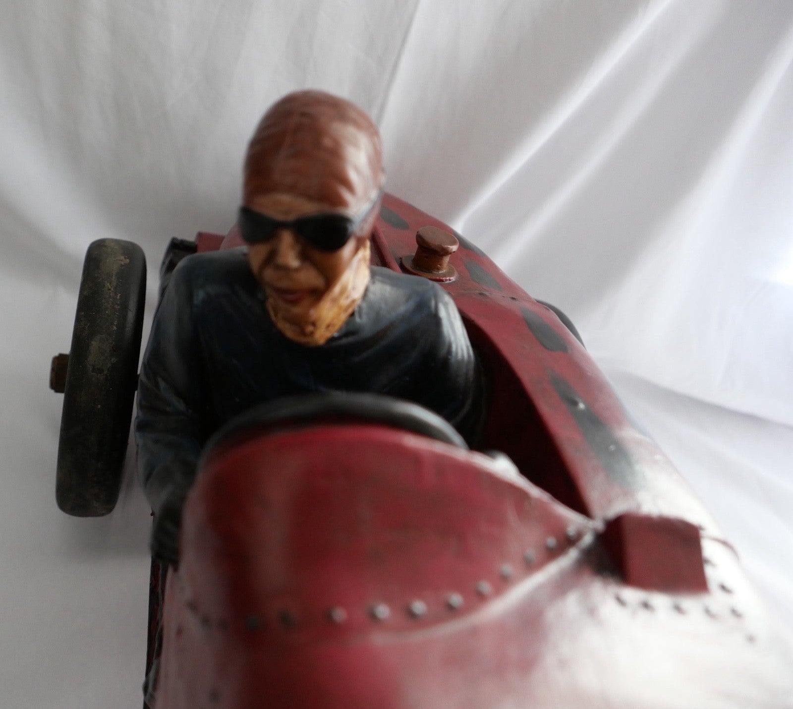 Großes Modellauto Rennwagen Oldtimer Fahrer - Rot Schwarz - Deko 72cm Bugatti 35