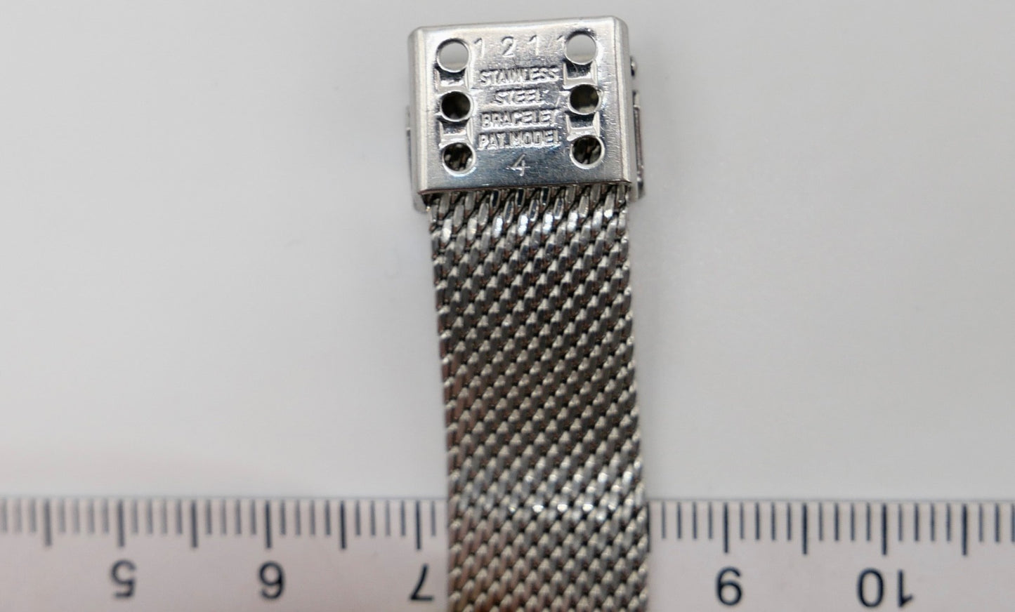 80er Jahre OMEGA De Ville Damenuhr Ref. 591.0012 Quarz 25mm im original Zustand