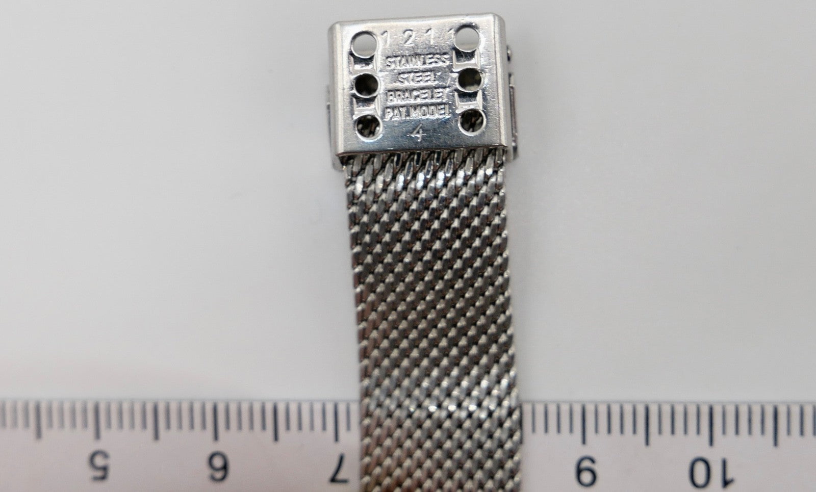 80er Jahre OMEGA De Ville Damenuhr Ref. 591.0012 Quarz 25mm im original Zustand