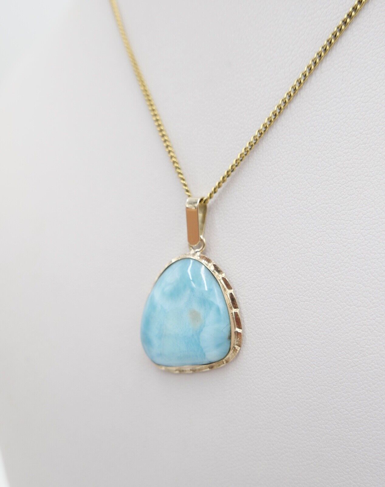 LARIMAR Gelbgold Anhänger 585 / 14K Handgefertigt Ø 26mm