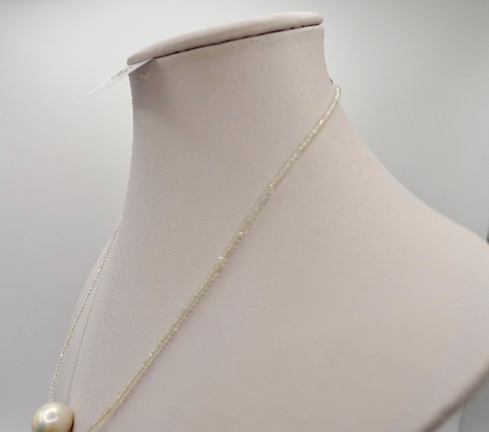 Elegante Kette mit großer Barockperle & Bergkristall 50 cm Silberverschluss