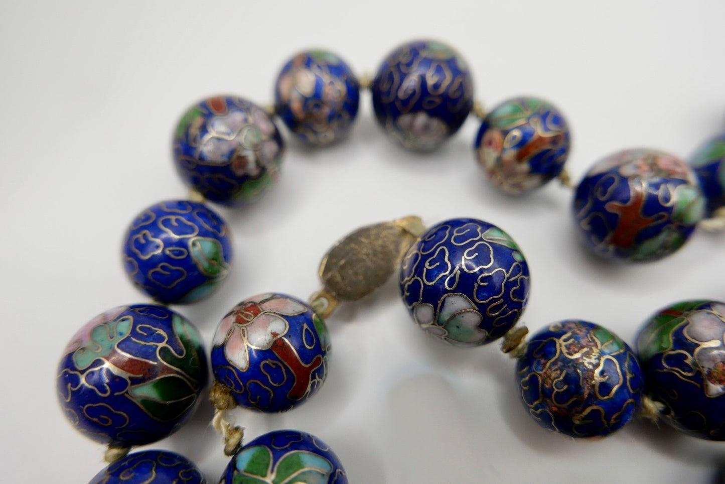 Halskette Vintage Chinesische Cloisonne Emaille 60 cm blau Perlen 1960er Jahre