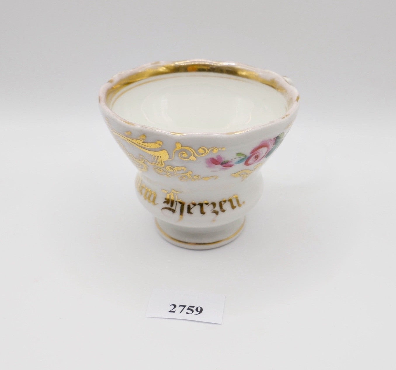 KPM Berlin Tasse Porzellan weiß Gold Blumen Aus gutem Herzen