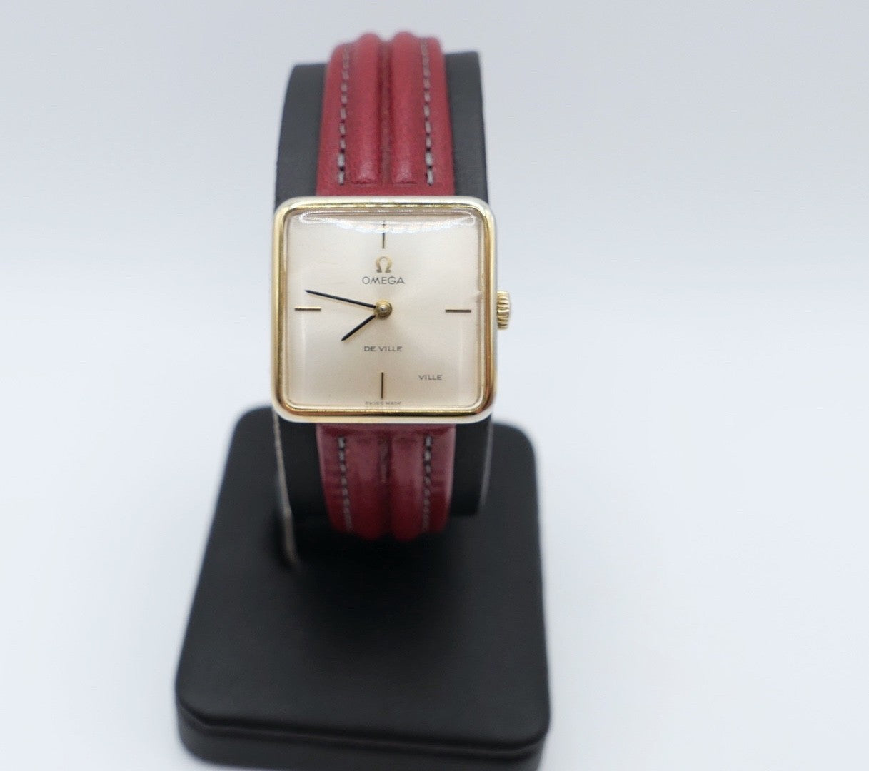 Omega De Ville Handaufzug Cal. 620 Vergoldet Damen Armbanduhr 25x25mm 60er Jahre