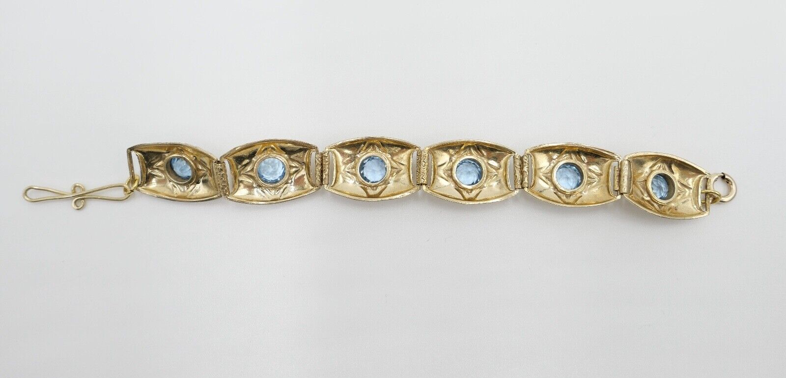 antik um 1900 JUGENDSTIL Armband vergoldet mit blauen Glassteinen floral