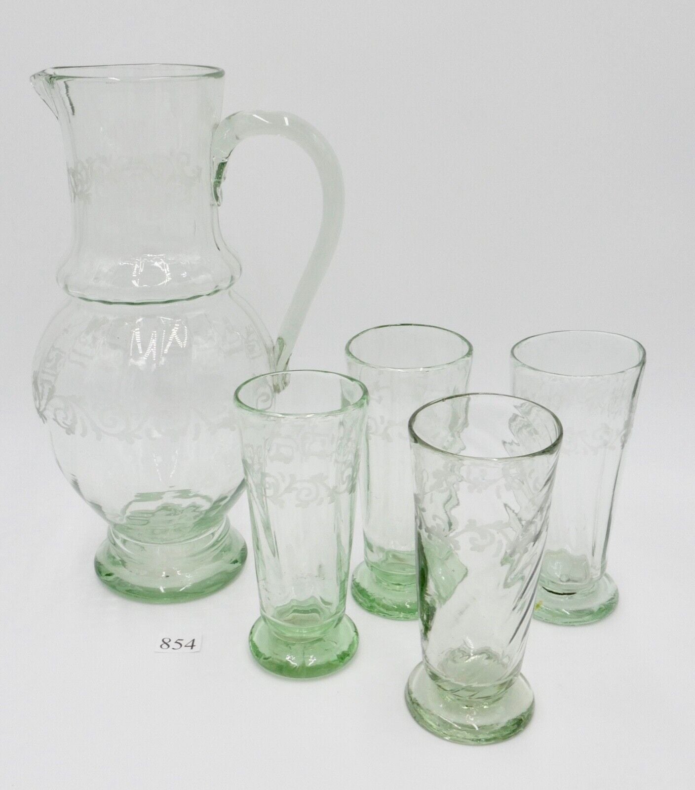 antik Ende 18. / Anfang 19. Jhd grünstichiges Glas Set Becher Henkelkaraffe