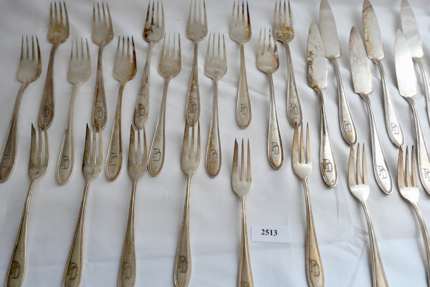 WMF G Perlrand 36 tlg. versilbert I/O Monogram PD um 1910 Straußen Fischbesteck