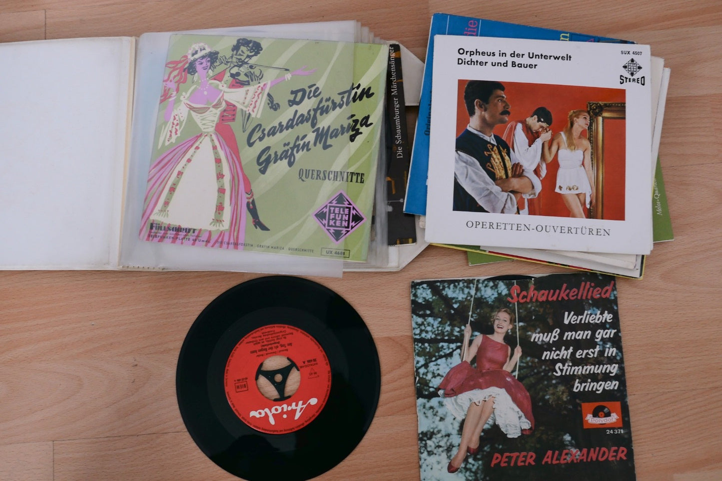 Konvolut 26 Singles 7" 45rpm –  Schlager, Chanson, Operette, Volkslied Alexander