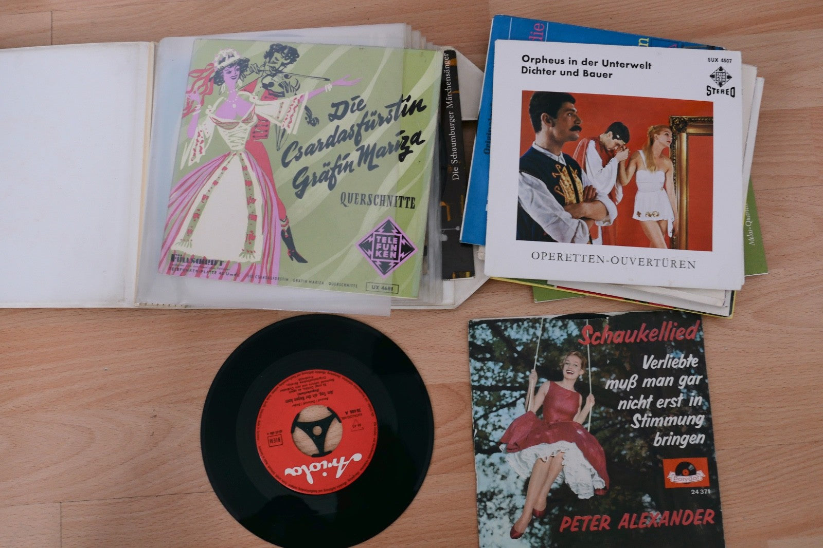 Konvolut 26 Singles 7" 45rpm –  Schlager, Chanson, Operette, Volkslied Alexander