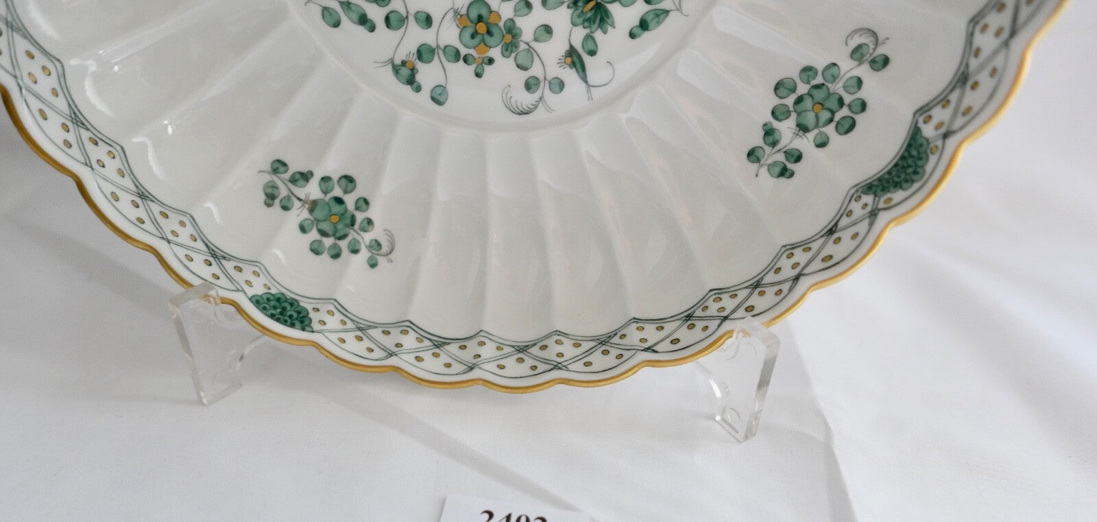 Meissen 1. Wahl Porzellan geriffelte Schale Teller indisch grün reich 21,5 cm