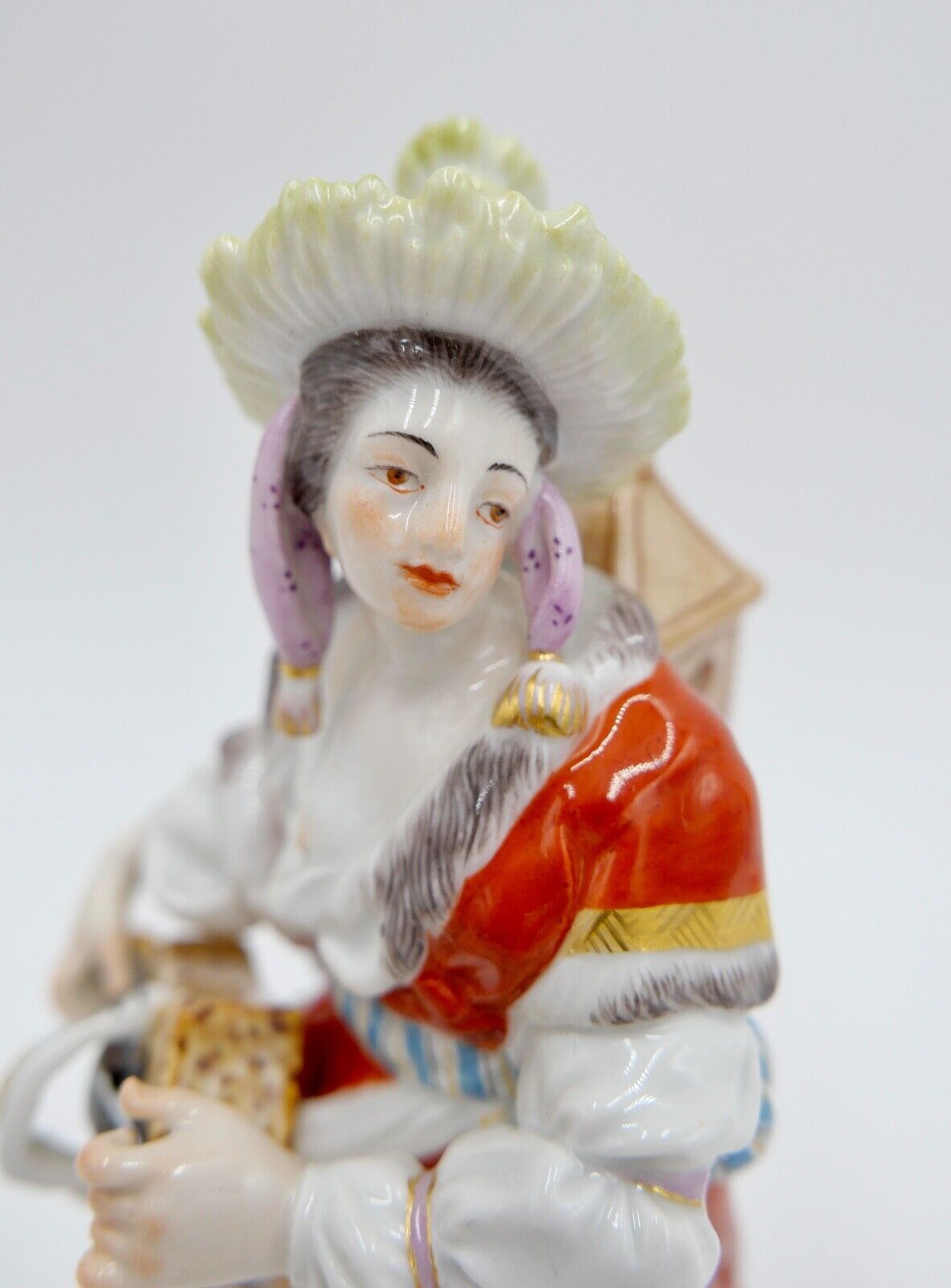 Meissen Figur 1. Wahl 17,5 cm Malabarin mit Drehleier  67036 1576