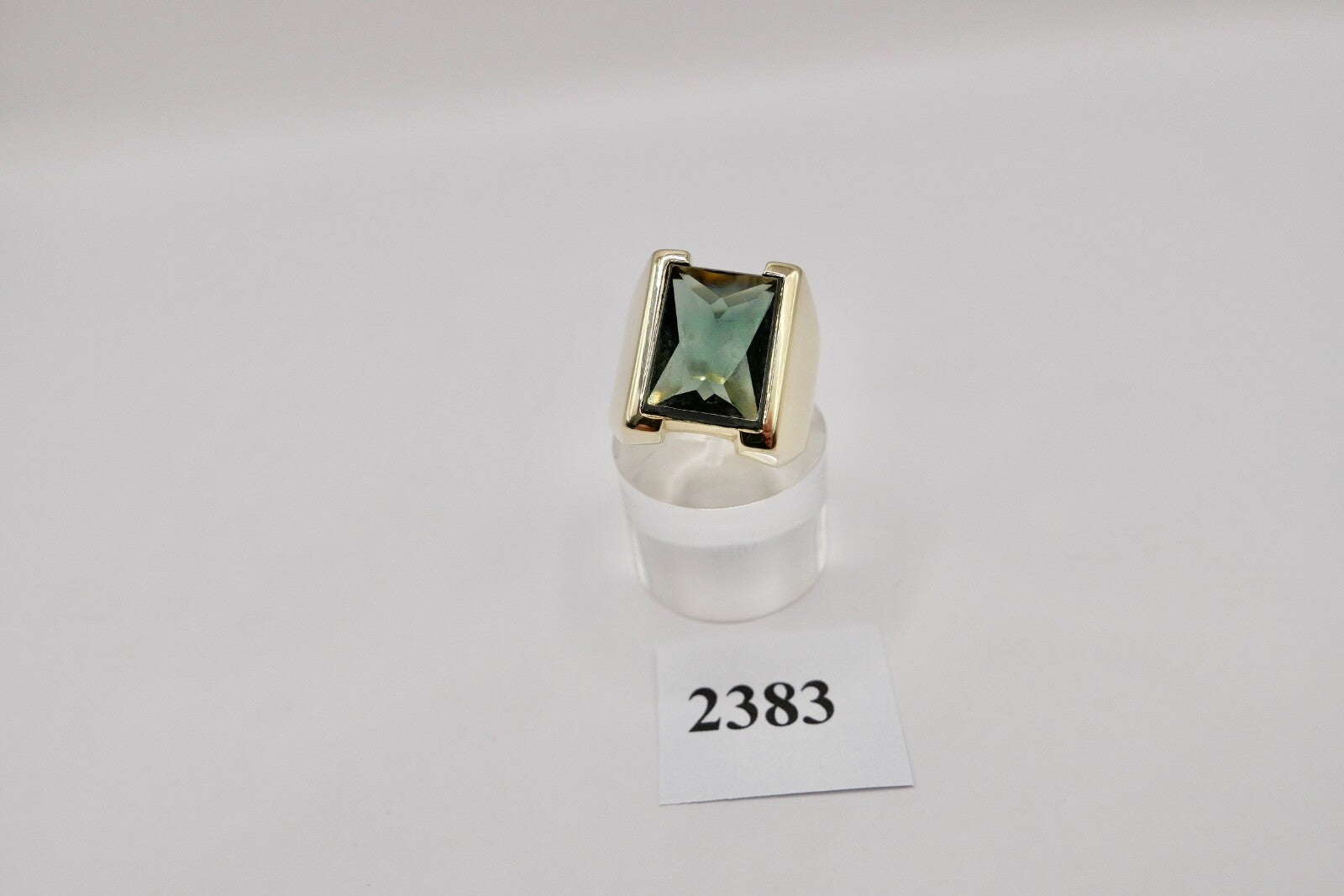 585 Gold Herren Ring  14K Göße 60 mit grünem synth. Spinell