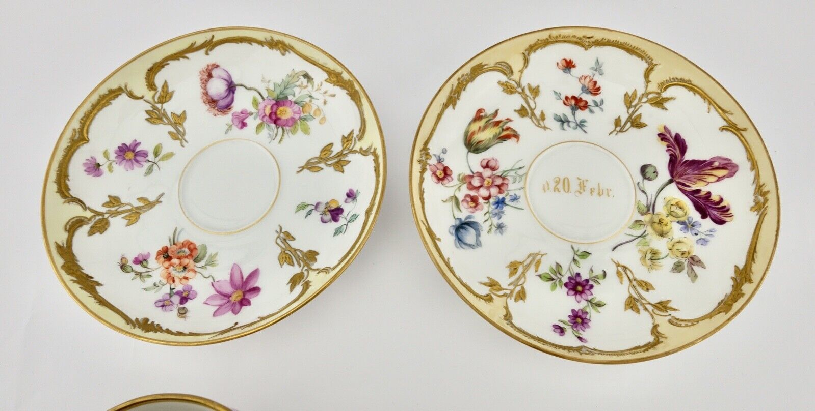  2 Stück antike KPM Sammeltassen Blumenmalerei Goldrand 1849 - 1870