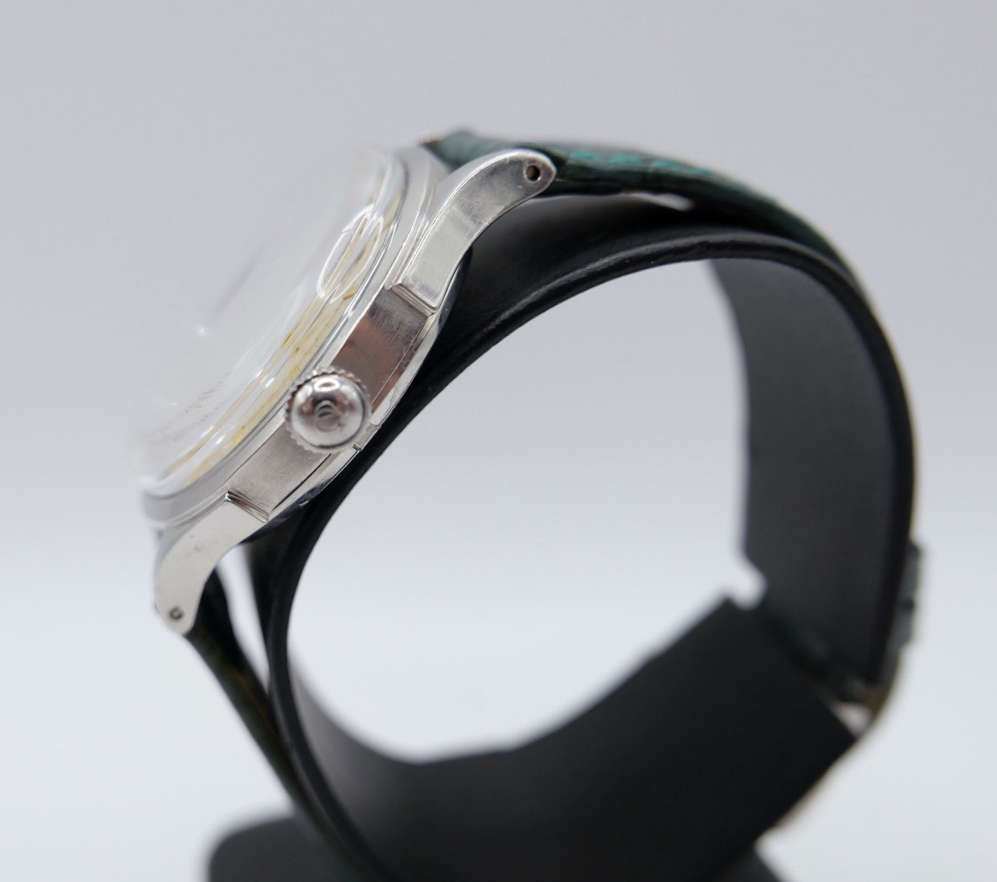 Omega Herrenarmbanduhr Ref. 2637-5 SC Kal. 354 automatischem Hammeraufzug Bumper