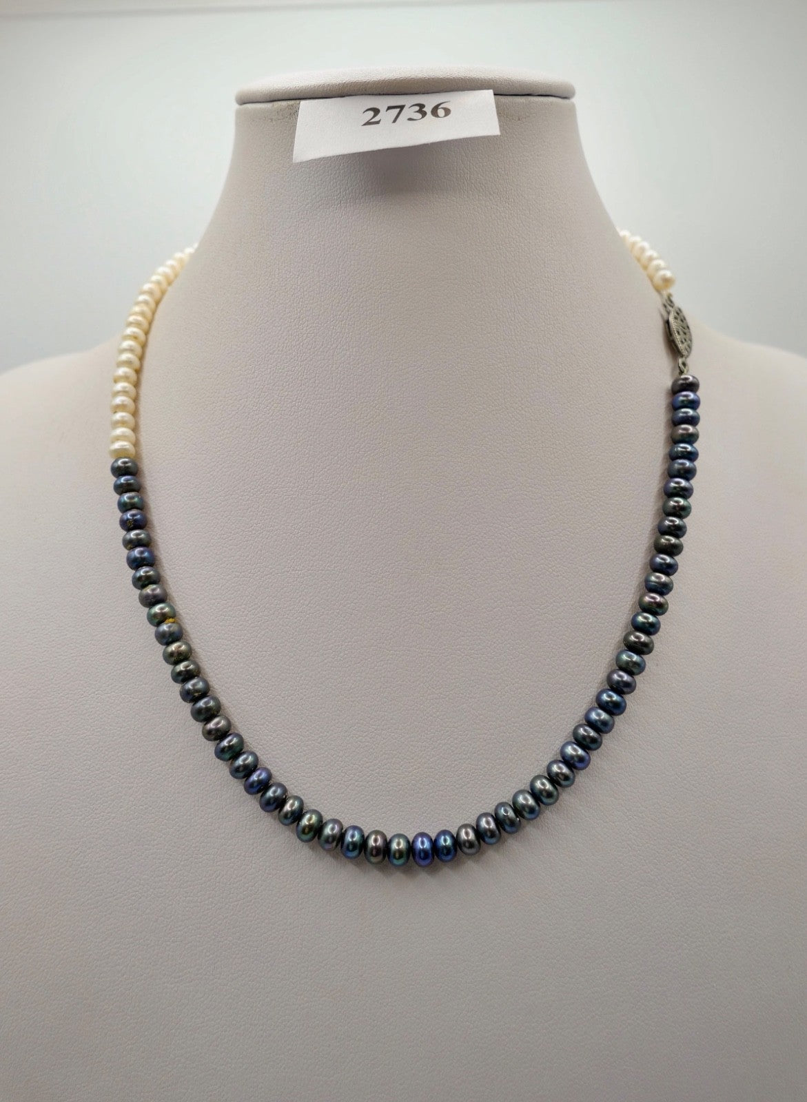 Elegante Perlenkette zweifarbig Weiß & Anthrazit  44 cm Vintage Tahiti-Look